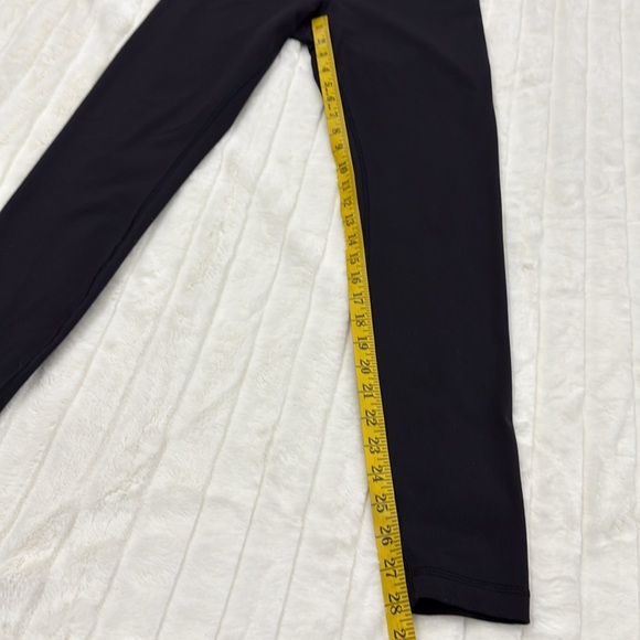 Lululemon leggings - Picture 3 of 8